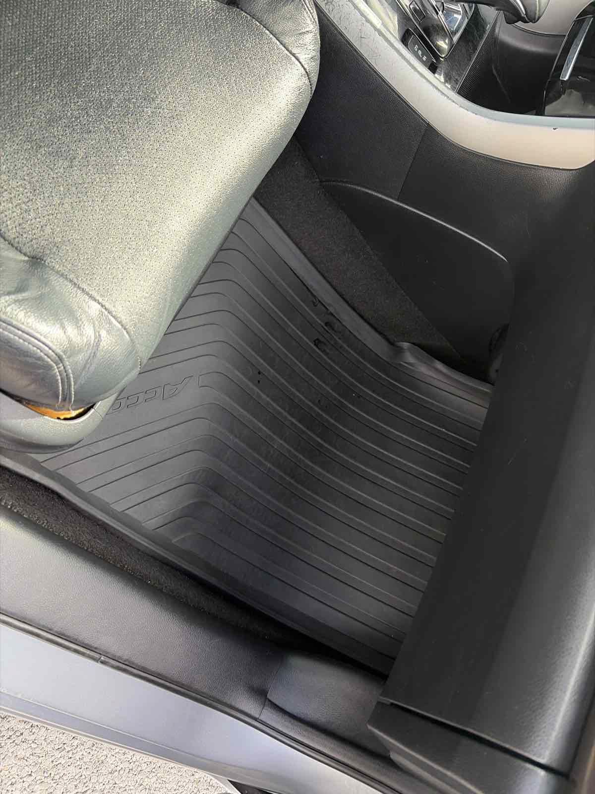 Used 2017 Honda Accord EX-L image 28