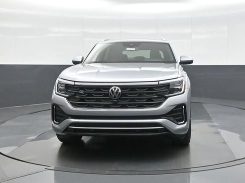 New 2026 Volkswagen Atlas Cross Sport SEL Premium R-Line AWD/4WD image 2