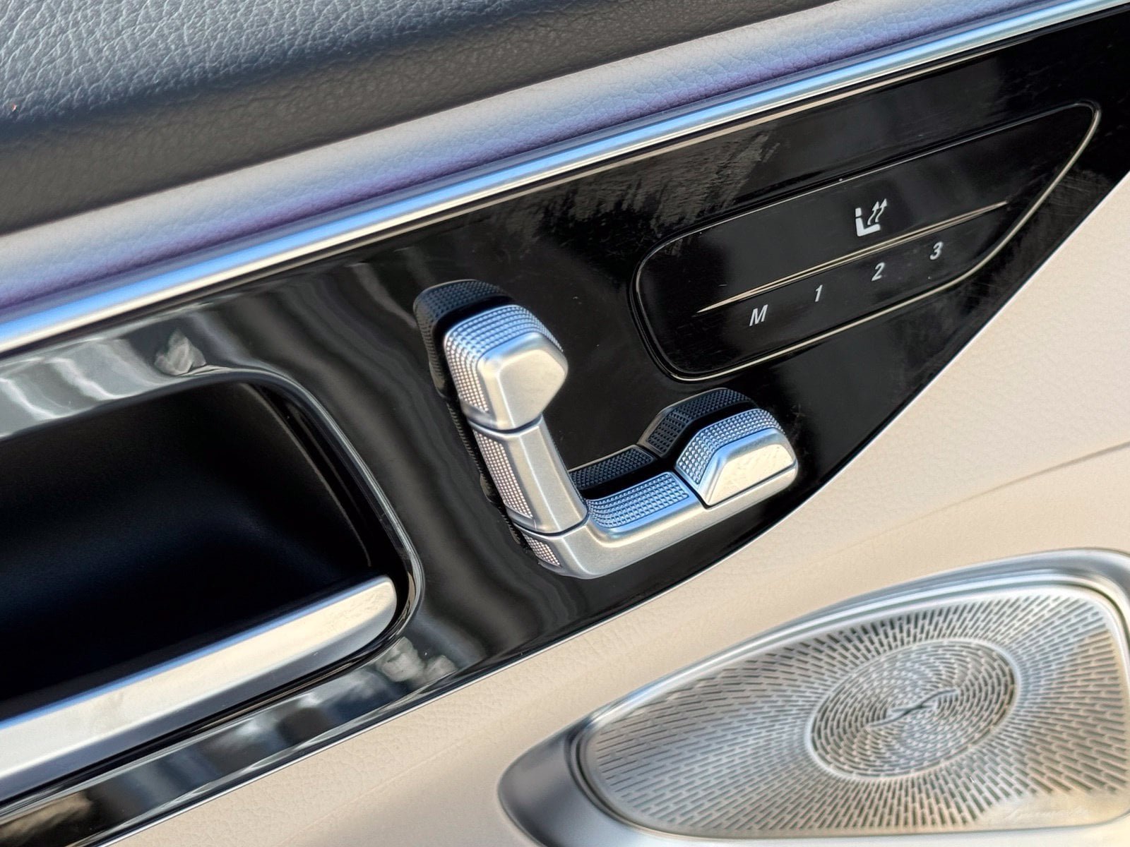 Used 2024 Mercedes-Benz C 300 Sedan image 22