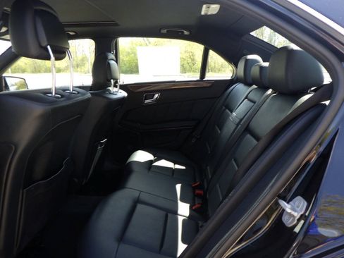 Used 2011 Mercedes-Benz E 350 4MATIC Sedan image 14
