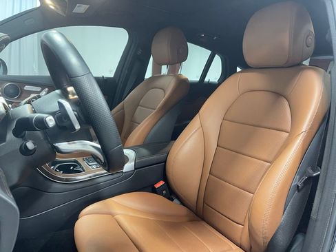 Used 2023 Mercedes-Benz GLC 300 4MATIC Coupe image 22