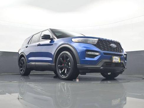 Used 2022 Ford Explorer ST w/ Equipment Group 401A AWD/4WD image 24