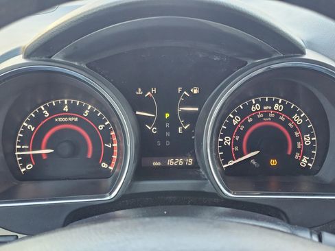 Used 2013 Toyota Highlander SE w/ Cold Weather Pkg image 4