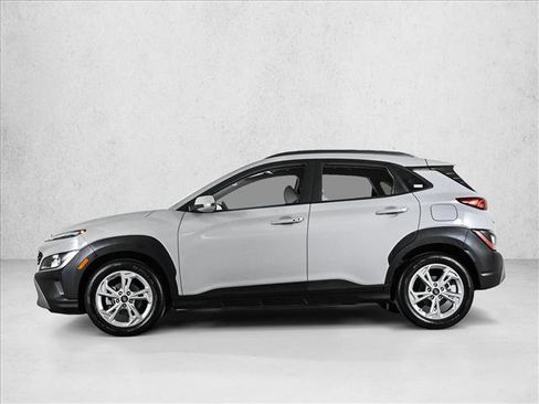 Used 2023 Hyundai Kona SEL image 9