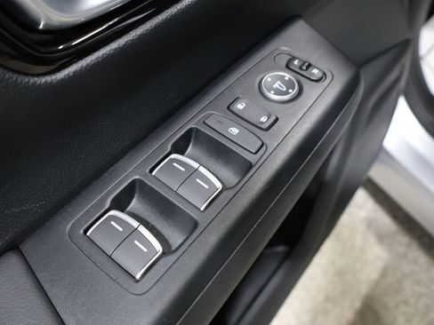 Used 2025 Honda CR-V EX-L image 13