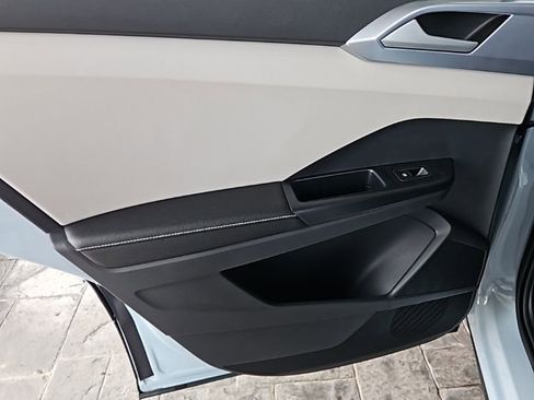 New 2026 Volkswagen Taos SE AWD/4WD image 20