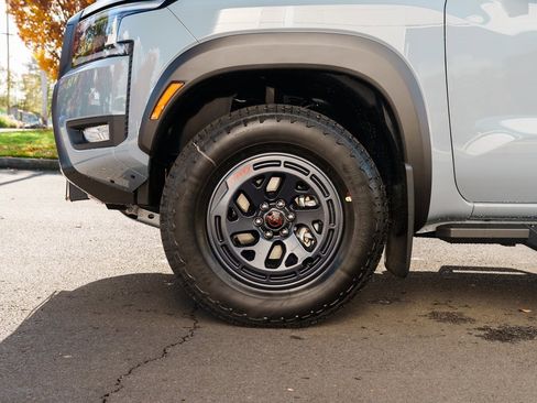 New 2026 Nissan Frontier PRO-4X w/ Pro-4x Convenience Package image 7
