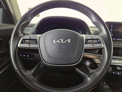 Used 2022 Kia Telluride S FWD image 25