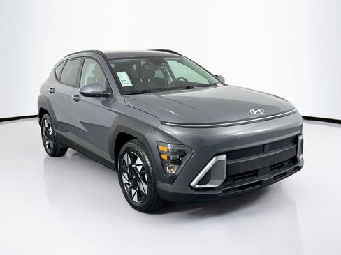 Used 2025 Hyundai Kona SEL FWD image 7