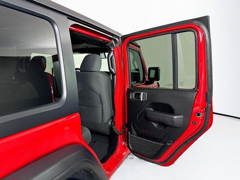 Used 2025 Jeep Wrangler Unlimited Sport AWD/4WD image 27