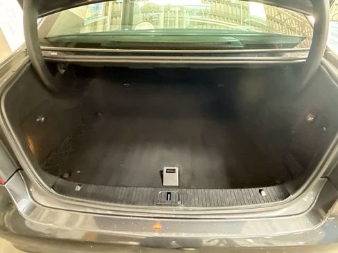 Used 2014 Mercedes-Benz E 350 4MATIC Sedan w/ Premium 1 Package image 27
