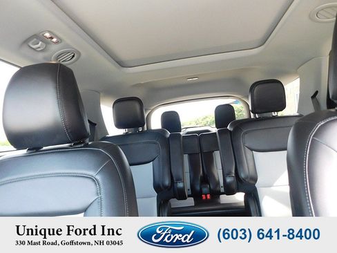 Used 2023 Ford Explorer XLT w/ Equipment Group 202A AWD/4WD image 26