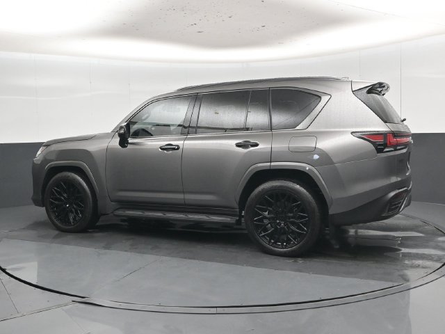 Used 2026 Lexus LX 600 4WD w/ Appearance Package image 39