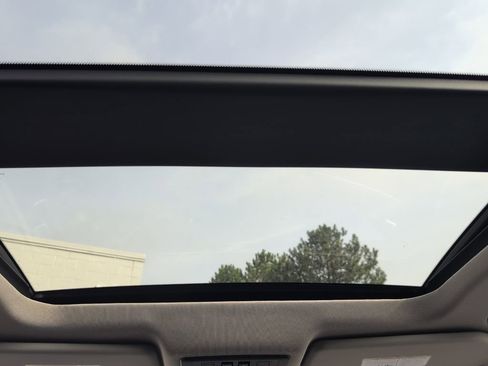 Certified 2023 Nissan Rogue Platinum w/ Platinum Premium Package image 11