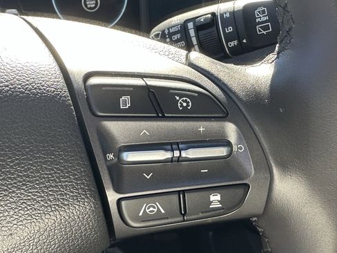 Used 2023 Hyundai Kona Limited w/ Cargo Package image 27