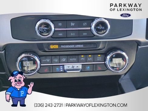 Used 2022 Ford F250 Platinum w/ FX4 Off-Road Package AWD/4WD image 24