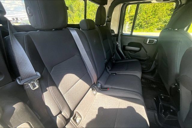 Used 2021 Jeep Gladiator Sport AWD/4WD image 25