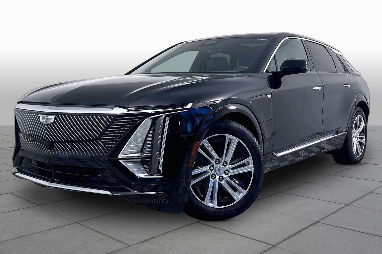 Used 2024 Cadillac Lyriq Tech AWD/4WD image 1