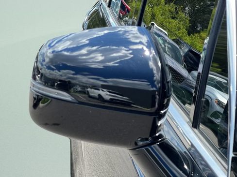 Used 2025 Kia Sorento S w/ Panoramic Sunroof Package FWD image 11