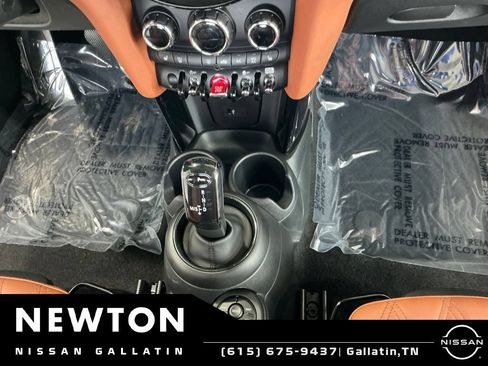 Used 2023 MINI Cooper S w/ Signature Upholstery Package FWD image 15