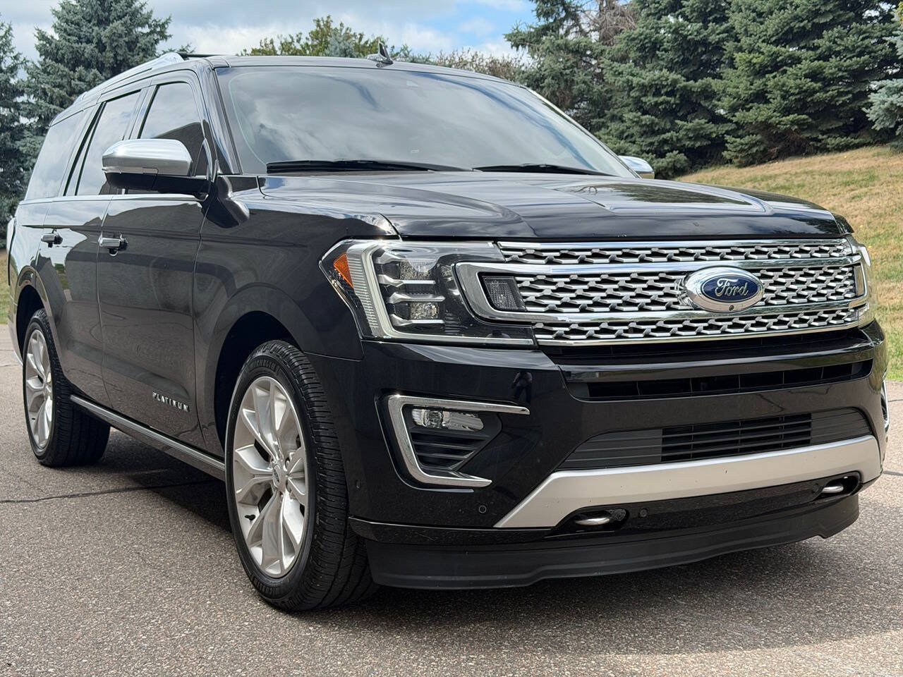 Used 2019 Ford Expedition Platinum AWD/4WD image 8