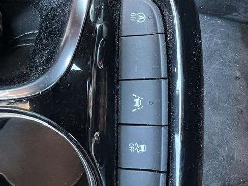 Used 2024 Buick Encore GX Preferred image 29