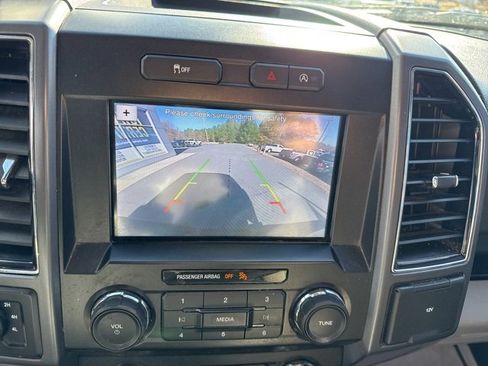 Used 2019 Ford F150 XLT image 16