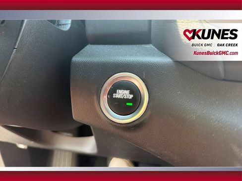 Used 2024 GMC Terrain SLT w/ LPO, Floor Liner Package AWD/4WD image 31