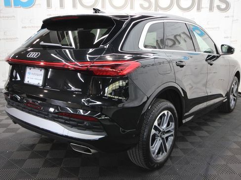 Used 2025 Audi Q5 Premium w/ Convenience Package AWD/4WD image 8