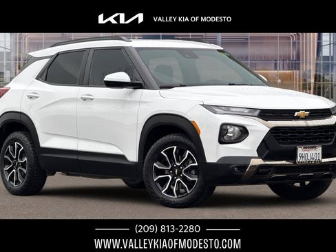 Used 2023 Chevrolet TrailBlazer ACTIV w/ Convenience Package image 1