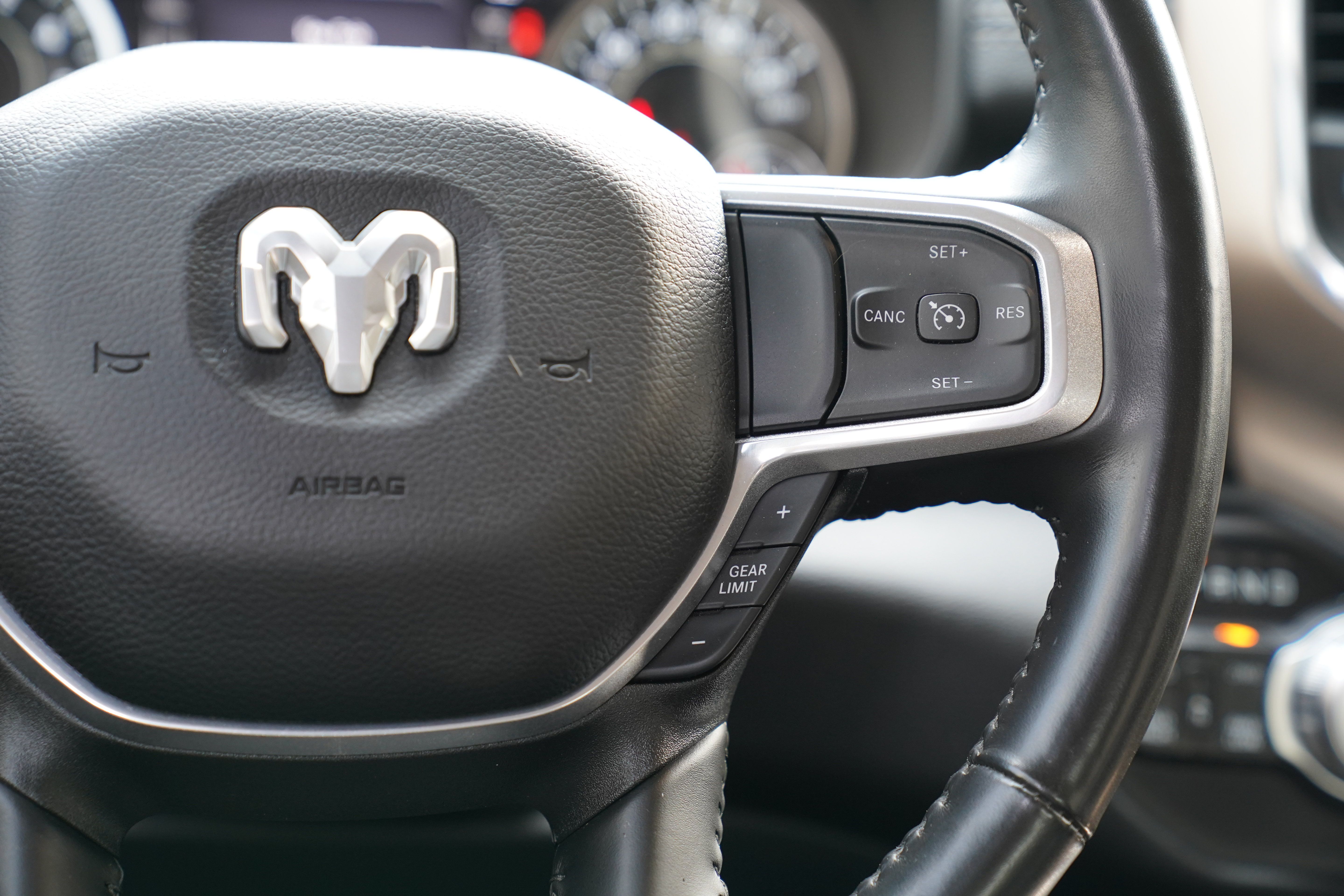 Used 2022 RAM 1500 Laramie AWD/4WD image 20