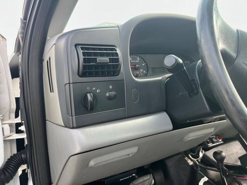 Used 2006 Ford F350 XL AWD/4WD image 17