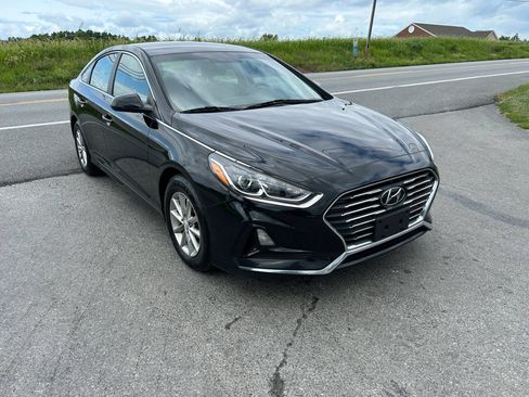 Used 2018 Hyundai Sonata SE FWD image 3