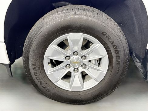 Used 2023 Chevrolet Silverado 1500 Custom RWD image 37