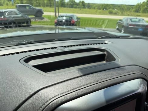 Used 2022 Chevrolet Silverado 2500 LTZ AWD/4WD image 25