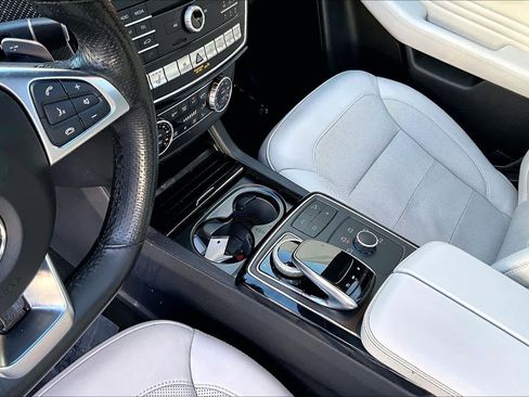 Used 2019 Mercedes-Benz GLE 43 AMG AMG GLE 43 image 16