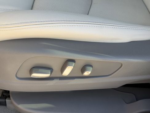 Used 2019 Cadillac XT5 Luxury image 21