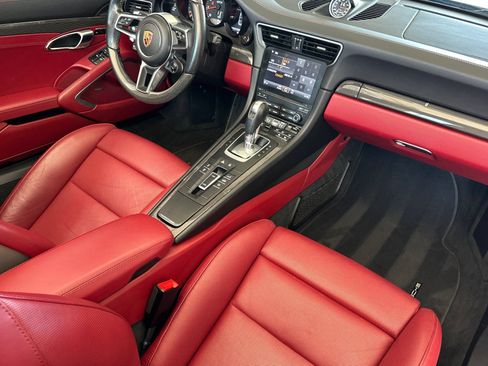 Used 2017 Porsche 911 Targa 4 GTS AWD/4WD image 18