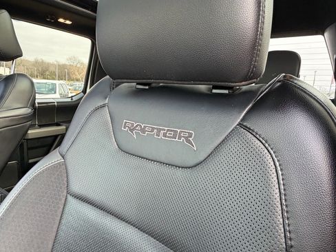 Used 2019 Ford F150 Raptor w/ Equipment Group 802A Luxury image 14