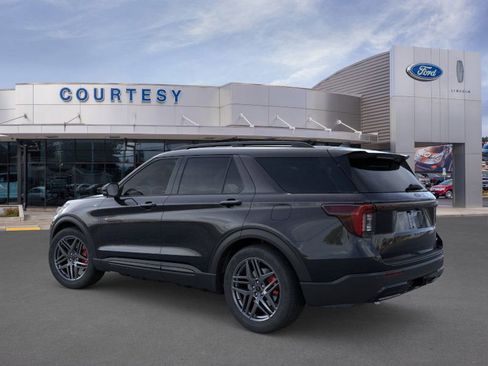 New 2026 Ford Explorer ST-Line w/ ST-Line Street Pack image 4