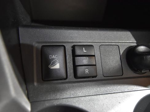 Used 2008 Toyota RAV4 Limited AWD/4WD image 26