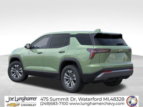 New 2026 Chevrolet Equinox LT w/ Convenience Package II AWD/4WD image 3