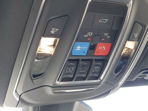 New 2026 Jeep Grand Wagoneer Limited image 22