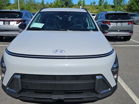 New 2026 Hyundai Kona SEL Sport AWD/4WD image 2