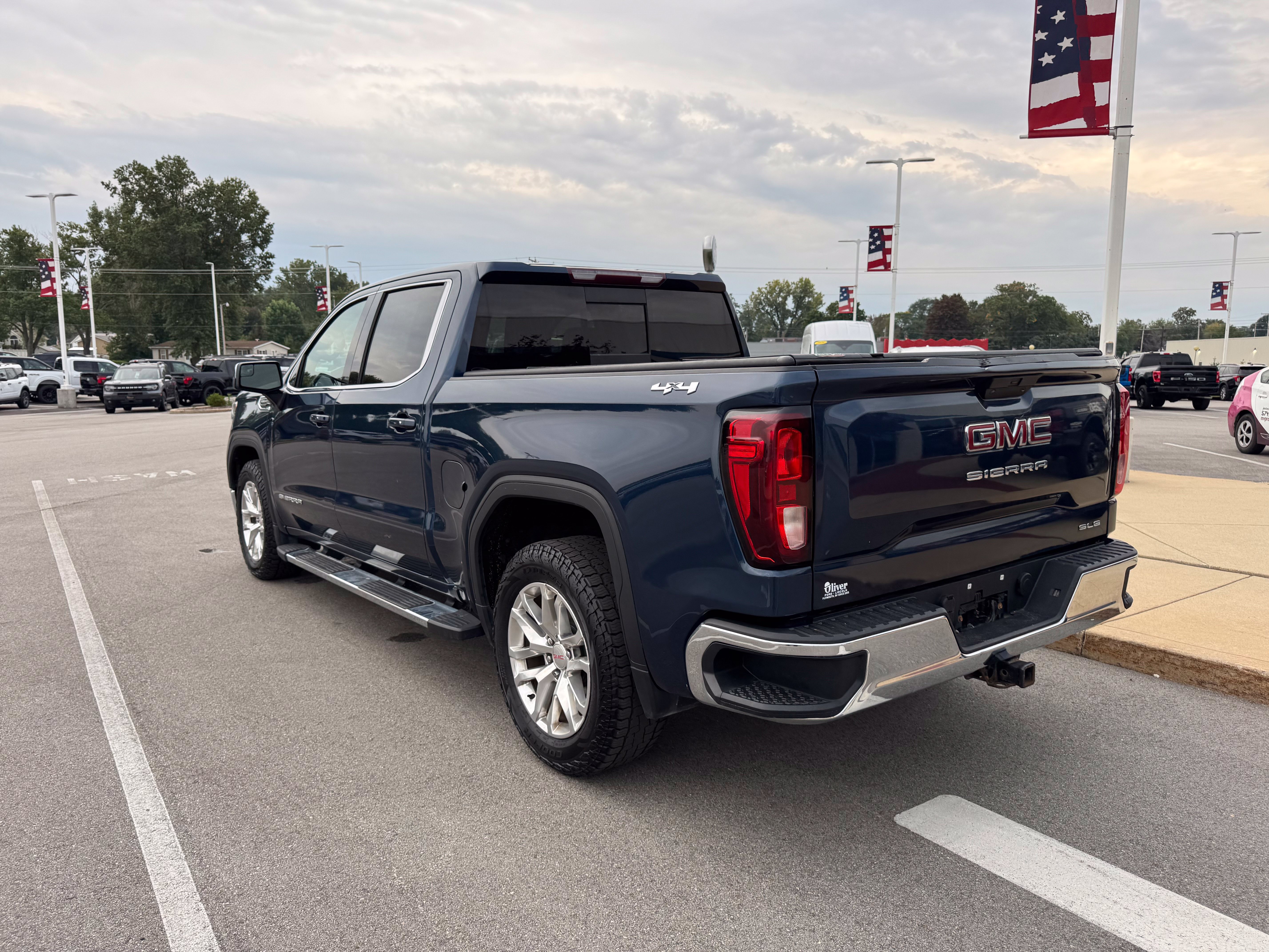Used 2019 GMC Sierra 1500 SLE w/ SLE Value Package AWD/4WD image 5