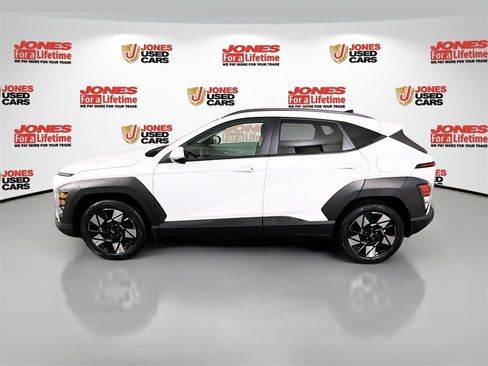 Certified 2025 Hyundai Kona SEL image 13