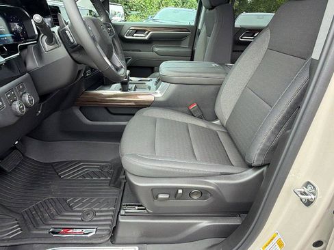 New 2026 Chevrolet Silverado 1500 RST AWD/4WD image 16