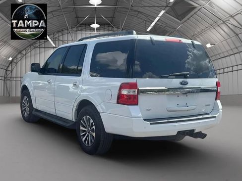 Used 2017 Ford Expedition XLT RWD image 6