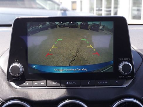 Used 2025 Nissan Sentra SV FWD image 7