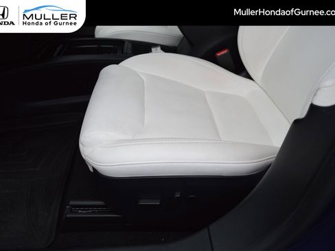 Used 2021 Tesla Model S Long Range Plus image 12